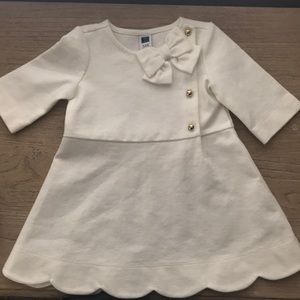 Janie Jack white scallop bottom dress 6-12M